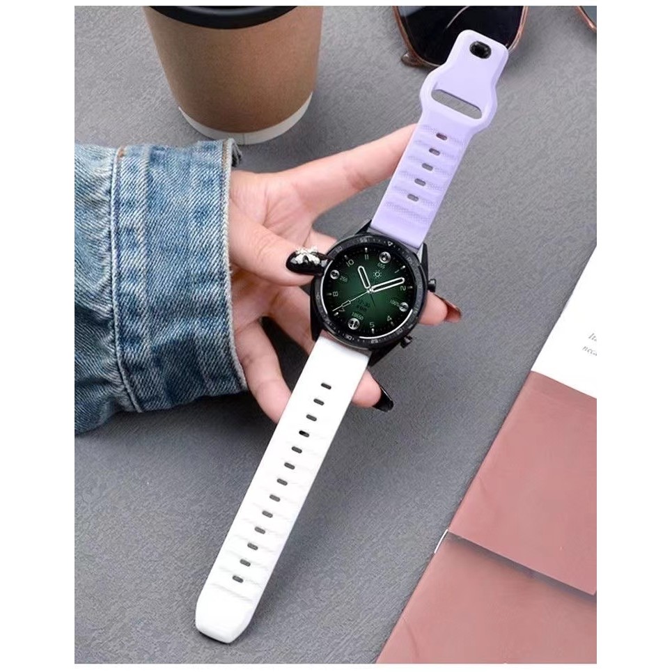 สายนาฬิกาผูหญิงซิลิโคนGarmin venu2venu3 venu SQ2 forerunner245 165 255 265 158 55ลายจุดสาย20mm22mm