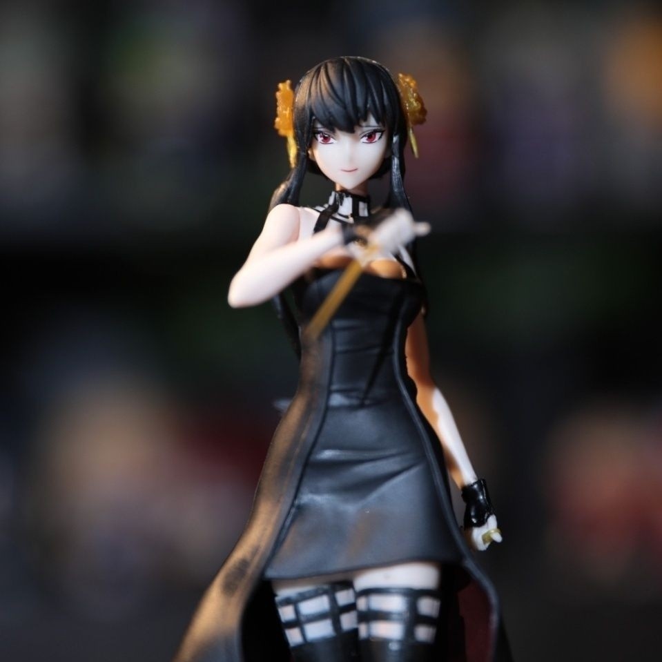 R RP3E รุ่นสาวสวย Spy Play House Thorn Princess Yor Black Beauty ยืนรูป