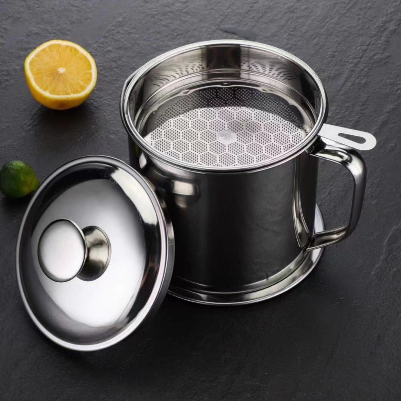 หม้อกรองน้ำมัน 1.5Lหม้อกรองน้ำมันพืช พร้อมตะแกรงกรอง มีฝาปิดและที่จับ 410