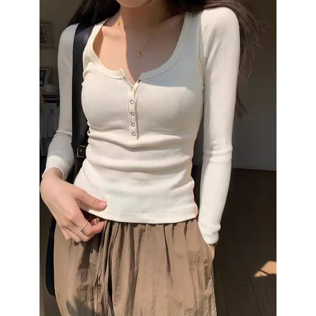ผ้าฝ้ายแท้เกลียวแขนยาวเสื้อยืดผู้หญิงฤดูใบไม้ผลิฤดูใบไม้ร่วงด้านหน้าไหล่สั้นคอวีปุ่มด้านบน จุดต่ําสุด เสื้อ