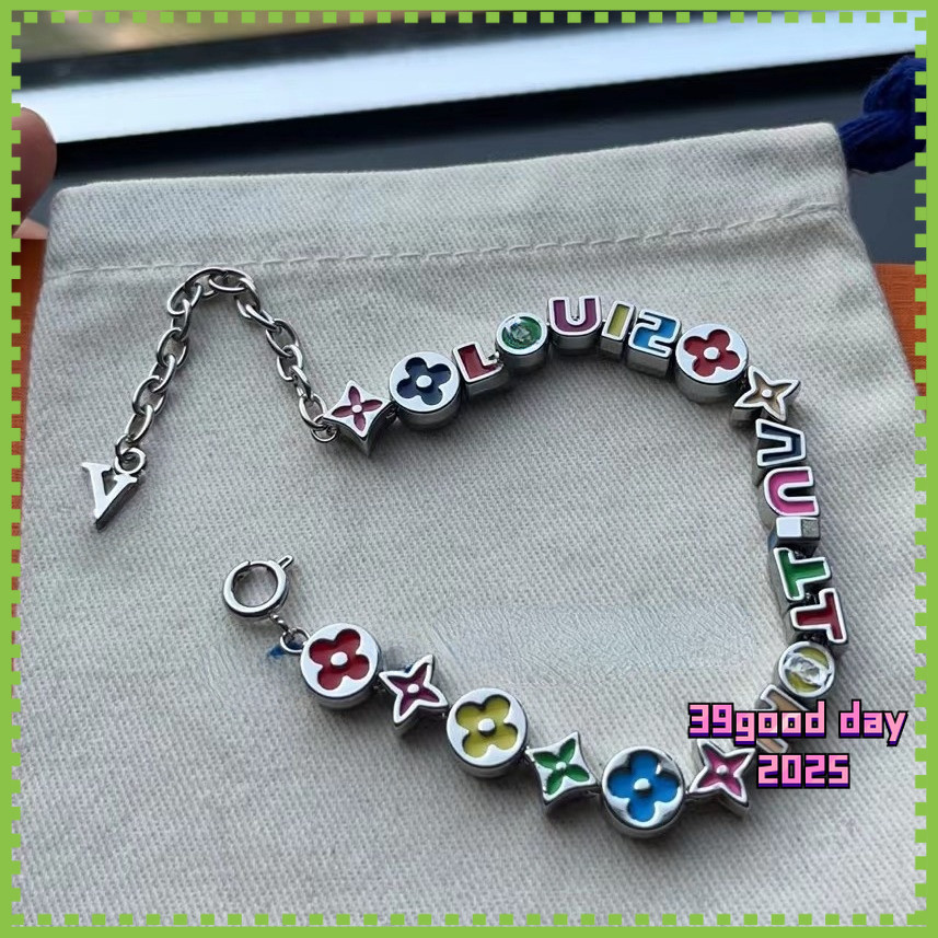 [L-home] สร้อยข้อมือแฟชั่นโคลเวอร์สี่ใบสีเคลือบไม่ซีดจางสําหรับผู้ชายและผู้หญิง / 5706