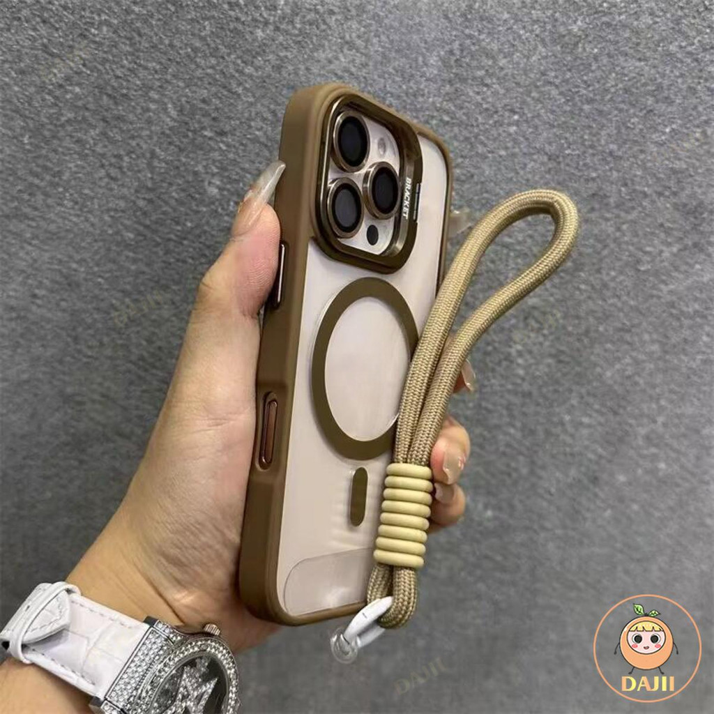 DAJII หรูหราแม่เหล็กใสพร้อมตัวป้องกันเลนส์กล้องเคสโทรศัพท์เข้ากั ใช้ได้กับ เคสไอโฟน Compatible For iPhone 17 16 15 14 13 12 11 Pro Max Plus Air สายรัดข้อมือกรณี Case เคส