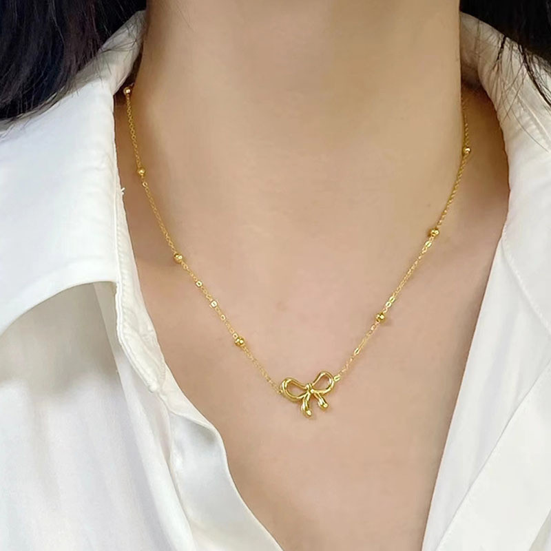 Niche Design อุปกรณ์เสริม Simple All-Match หรูหรา High-End Clavicle Chain แฟชั่นโบว์ไทเทเนียมเหล็กสร้อยคอผู้หญิง
