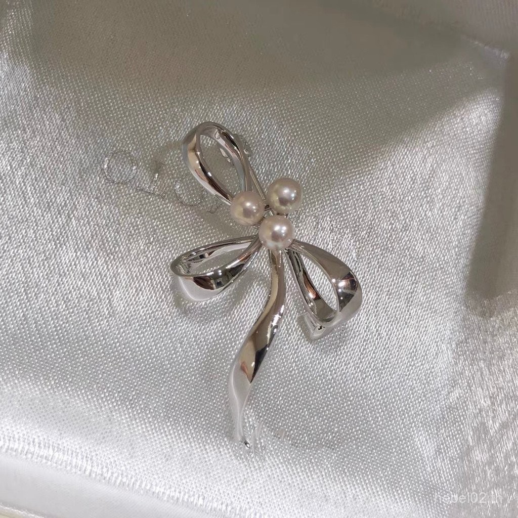 เข็มกลัดคุณภาพสูง กันแสงสะท้อน พร้อมสายคล้องคอผ้าไหม สำหรับสไตล์แฟชั่นและโอกาสต่างๆ VNG