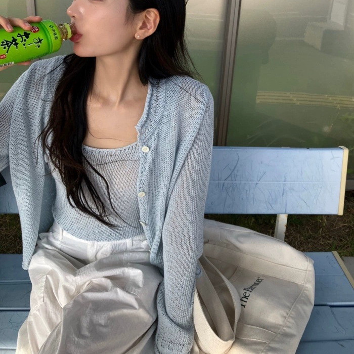 [FaithGet] เสื้อสเวตเตอร์ถักสำหรับผู้หญิง ฤดูร้อน 2025 สไตล์เกาหลี Dongdaemun บาร์ สุทธิSlimmer ดูสลิง พร้อมรอบคอดesignพิเศษ