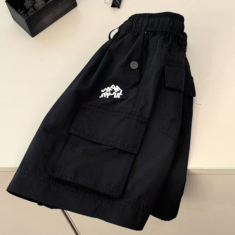 กางเกงขาสั้นสไตล์เกาหลีสำหรับเด็กชาย ขนาดพอดี มีเชือกรูดและเอวยางยืด สีดำ - รูปที่ 2