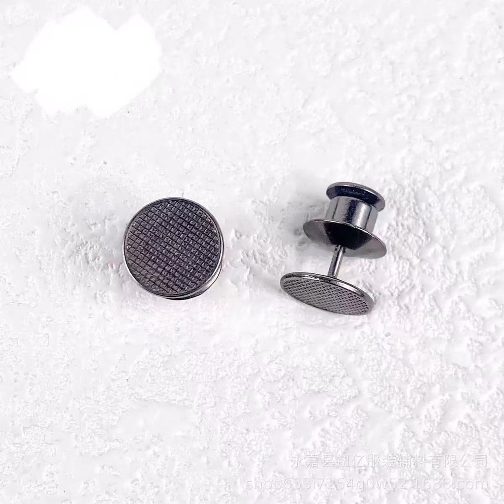 กางเกงขาสั้นแบบฟรีเล็บ ปุ่มโลหะคงที่ ออกแบบสำหรับสวมใส่ง่ายและปรับแต่งได้ตามต้องการ