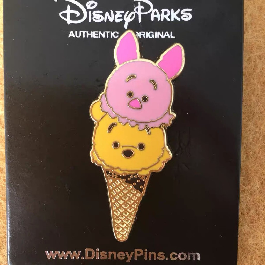 Disney Badge disney pin disney pin disney Pooh Piglet wini Badge/Beads 2588.12