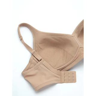 Sabina Fill Up Bra Level 1 เสื้อชั้นใน ไร้โครง รหัส SBN007CD - สีเนื้อเข้ม