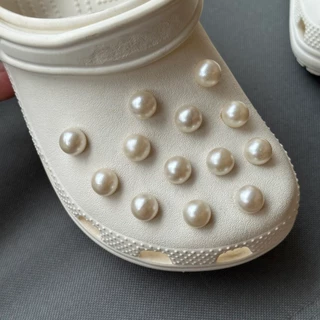 INS ไข่มุกรอบลูกปัดแฟชั่นรองเท้าแตะอุปกรณ์เสริม DIY Pins INS รองเท้าอุปกรณ์เสริมตกแต่งน่ารัก DIY อุปกรณ์เสริมรองเท้าหัวเข็มขัดตกแต่ง