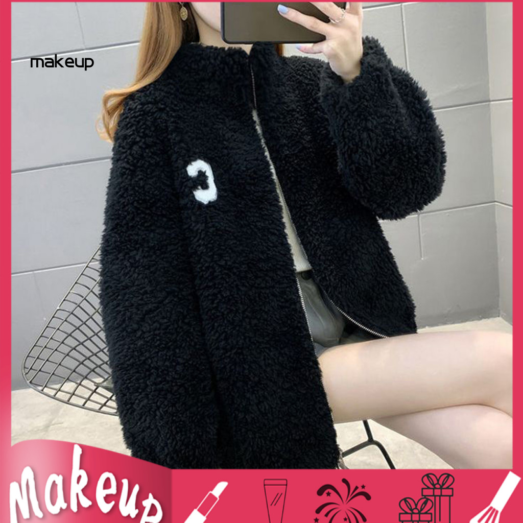 [ม.ค] ผู้หญิงแจ็คเก็ตเสื้อของผู้หญิงสไตล์เสื้อหนาวที่มีซับขนแกะเทียมสําหรับผู้หญิงให้ความอบอุ่นสไตล์ที่มียืนปกและจดหมายตกแต่งที่สมบูรณ์แบบสําหรับเดินทางกลางแจ้งต่าง