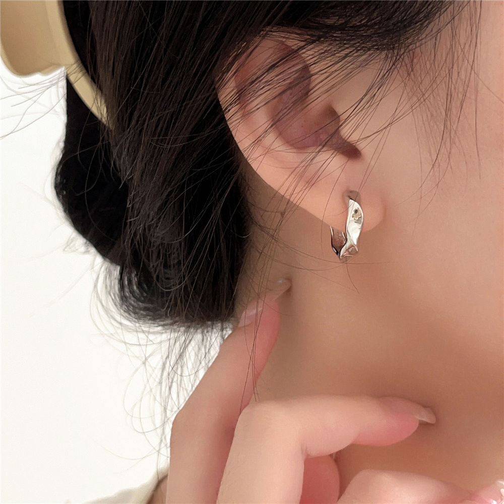 ต่างหูที่เรียบง่ายและอเนกประสงค์ต่างหูดีไซน์เฉพาะผู้หญิงระดับไฮเอนด์ - รูปที่ 2