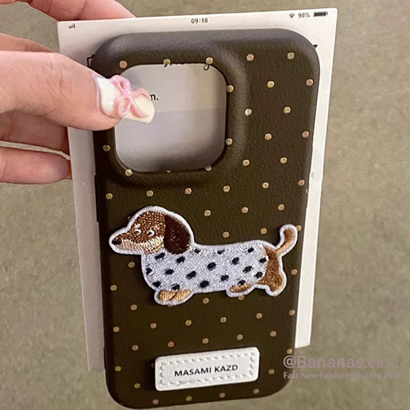 IPhone 17 16 15 14 13 12 11 Pro Max X Xr Xs Max เคสโทรศัพท์ 3D DIY สุนัขสีลูกกวาดจุดหนังนุ่มปกหลัง