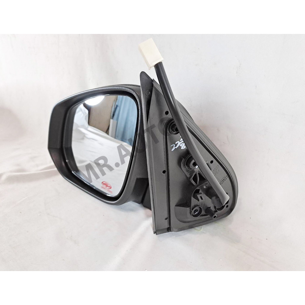 👌RJ กระจกมองข้าง โตโยต้า รีโว่ ปี 2015-2020 ( สีดำ ไฟฟ้า 3 สาย)  **ได้รับสินค้า 1 ชิ้น**กระจกส่องข้า