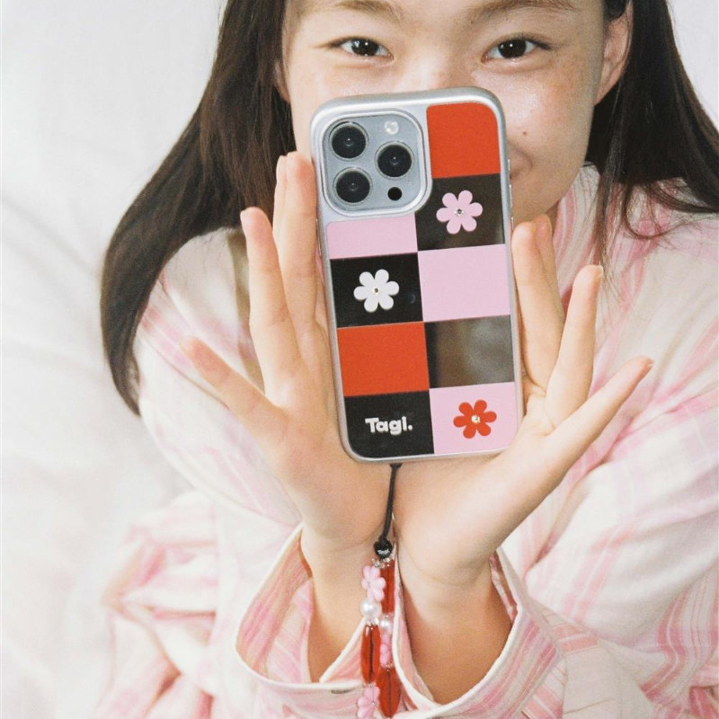Huiwanju กระจกดอกไม้ปลาดาวลายสก๊อตสีจับคู่สําหรับ iphone16promax เคสโทรศัพท์มือถือ ip15pro เคสป้องกัน 14/13/12/11