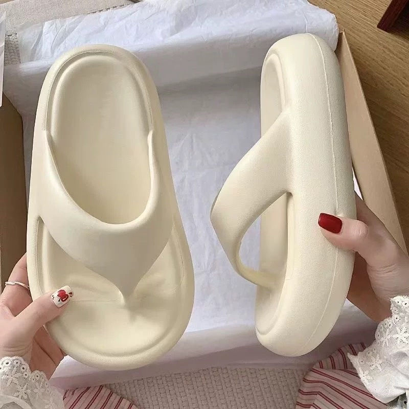 icy🩰พร้อมส่งจากไทย🛒  (LT-7628-1) รองเท้าแตะหูหนีบแฟชั่น เทรนสุดฮิต สีสันน่ารักสดใส พื้นนิ่มน้ำหนักเบา สูง 3cm.X136