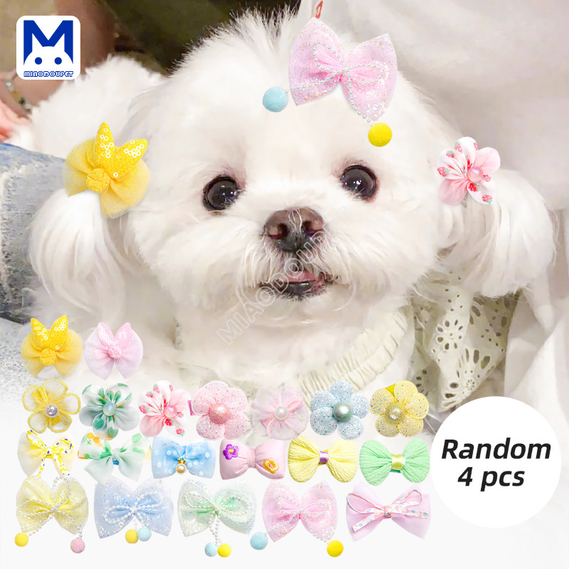 สัตว์เลี้ยง หมวก อุปกรณ์เสริม 4 ชิ้นในชุดสีสุ่มเครื่องประดับผมสุนัข