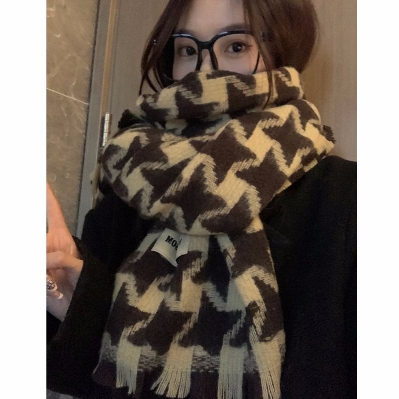 Fgf [30,000 คอลเลกชันคน] Houndstooth Fringe ผ้าพันคอฤดูหนาวหญิง 2024 สไตล์ใหม่คอสนับสนุนเวอร์ชั่นเกา