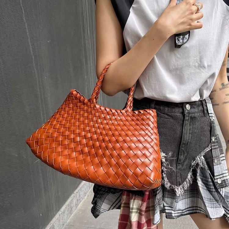 กระเป๋าถักแบบฝรั่งเศสVintage สำหรับมือถือและสะพายข้าง สไตล์กลางศตวรรษ มีพื้นที่กว้างขวาง เหมาะสมัย