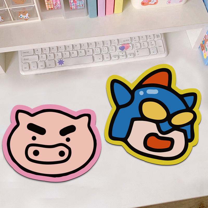 Crayon Shin-chan Patten Mouse Pad Pighead Desktop Soft Mousepad นักเรียนคอมพิวเตอร์เครื่องเขียนอุปกรณ์