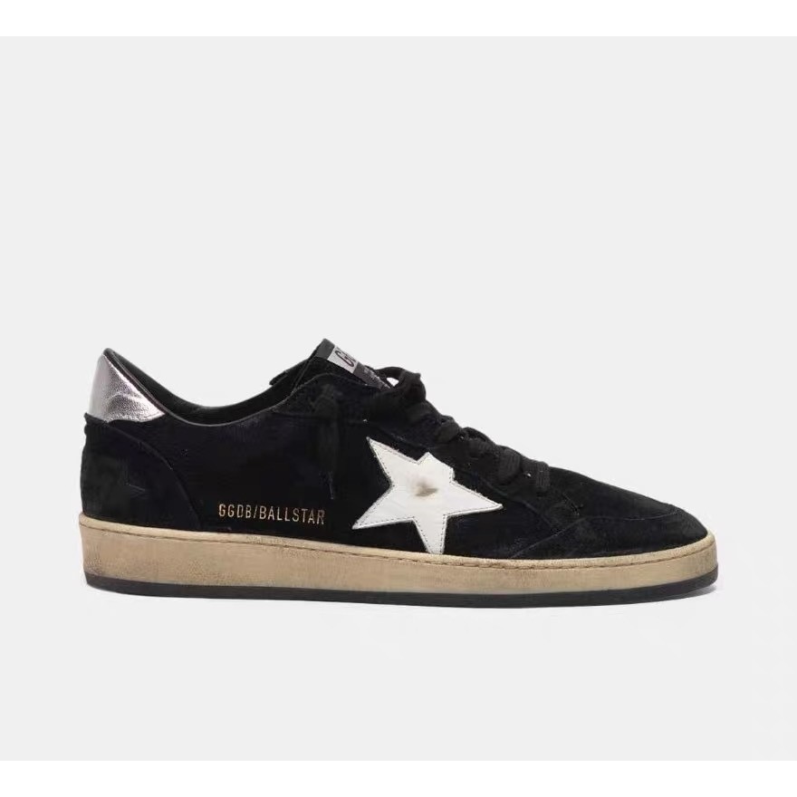 Golden goose รองเท้าผ้าใบสําหรับผู้ชายและผู้หญิง คู่ Unisex Old Star Little Dirty Shoes รองเท้าสีขาว