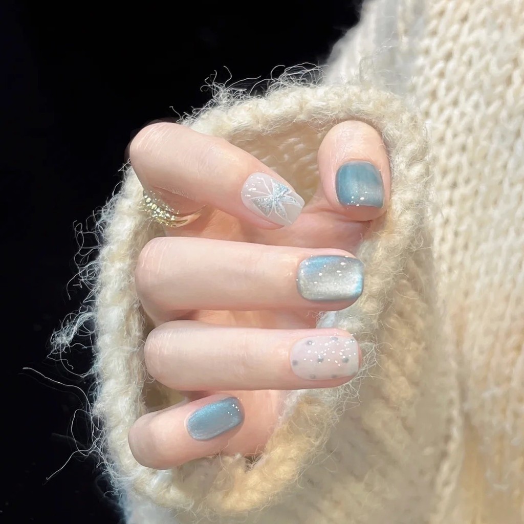 Cool Emerald Cat Eye Handmade สวมใส่เล็บ Blue Fine Flash Gentle Temperament Nail Art ฤดูร้อนคริสตัลผีเสื้อเล็บปลอม