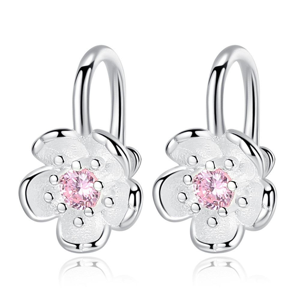 925 เงินสเตอร์ลิงสไตล์เกาหลีคริสตัล Cherry Blossom ดอกไม้คลิปบนต่างหูโดยไม่ต้องเจาะสําหรับสาวหวานหูคลิป ราคา ถูกที่สุด ดีลบีเคเค แกลเลอรีภาพที่ 2