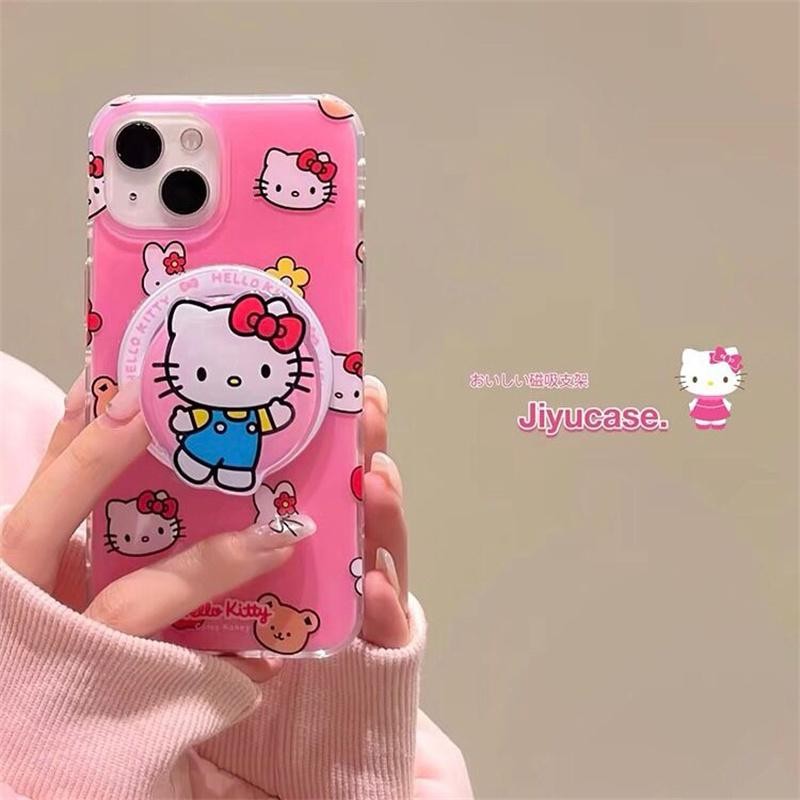 Sanrio Hello Kitty น่ารักสีชมพูซิลิโคนใสที่วางแม่เหล็กเคสโทรศัพท์เข้ากันได้สําหรับ iPhone 11 12 13 14 15 Pro MAX Plus 12 13 Mini 8 7 Plus X XR XS MAX ปลอกปกอ่อน