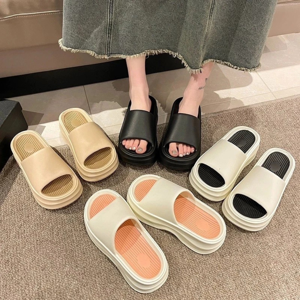 [NEW] พร้อมส่ง จาก กทม. รองเท้าแฟชั่นสไตล์เกาหลี ใส่ง่าย ใส่สบาย หนานุ่ม เสริมสูง 6.5CM พร้อมส่ง