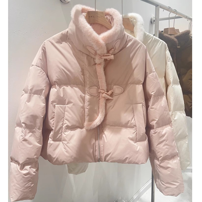 แจ็คเก็ตทรงสั้นแบบดีไซน์หรูสำหรับ 여성 มีรายละเอียดการออกแบบที่ประณีตและขอบปกที่เย็บอย่างพิถีพิถัน