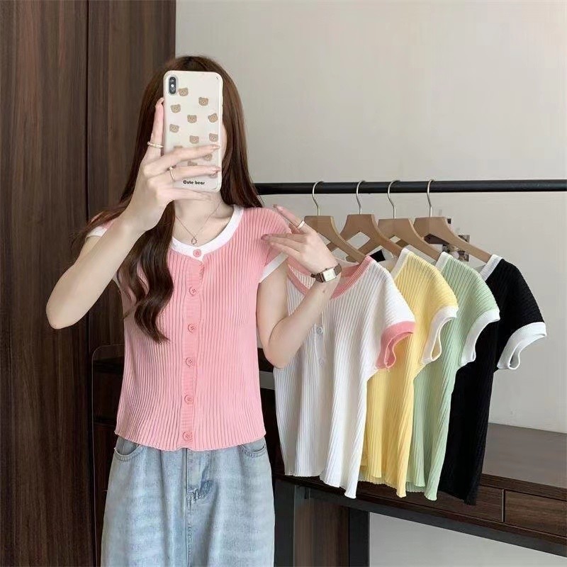 Maze⭐พร้อมส่ง⭐เสื้อแขนกุดคอยู งานผ้านุ่มมาก แต่งกระดุมสีผ้าร่องสวมใส่สบาย(7671-1)