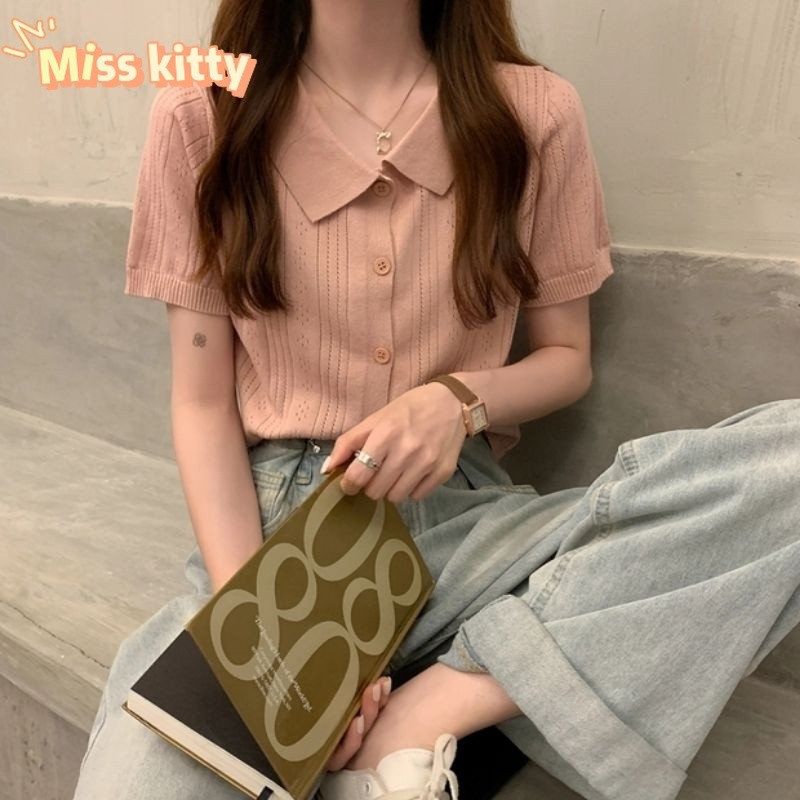 Miss Kitty จัดส่งที่รวดเร็ว ท่านหญิงเสื้อครอปไหมพรมคอปกแขนสั้น ผ้านิ่มใส่สบายมาก *9169*