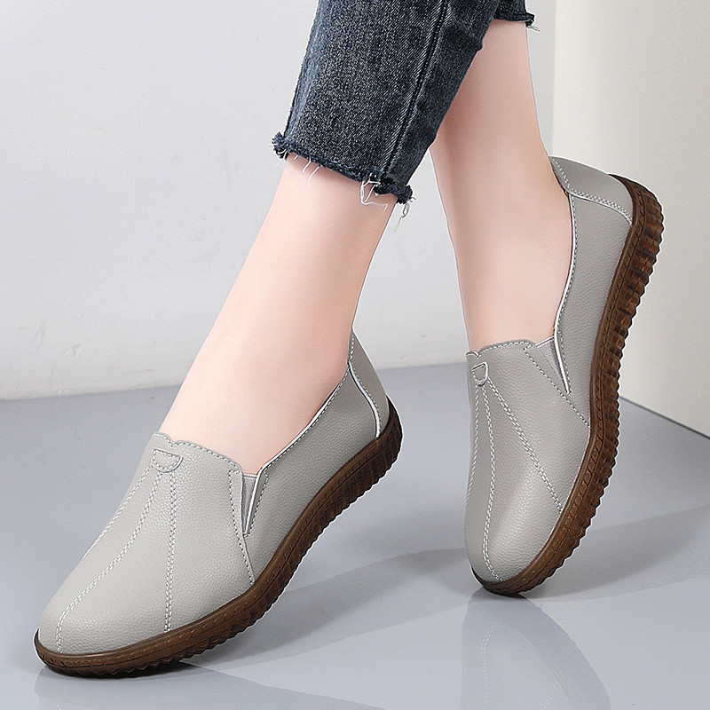 รองเท้าหนังผู้หญิง สีดํา นุ่ม พื้นกันลื่น ลําลอง ขนาดใหญ่ 35-42