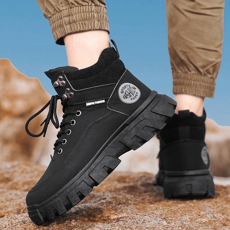 NEW รองเท้าบูทหุ้มข้อ หนัง PU รองเท้าแบบผูกเชือก พื้นหนา ใส่ขึ้นเขา Size40-44MVS080-238