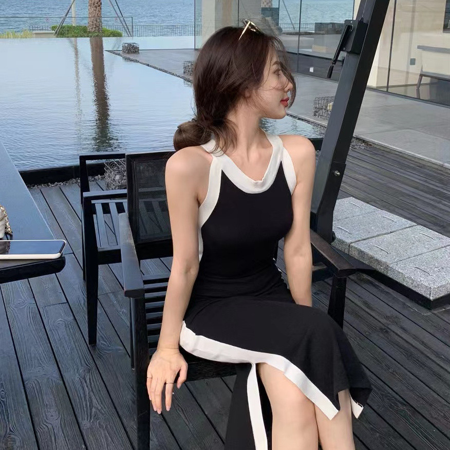 เกาหลี Dongdaemun ฤดูร้อนชุดด้านข้าง Slit Slimmer ดู Camisole ชุดผู้หญิงถักแขนกุดเซ็กซี่ Hip-Covered