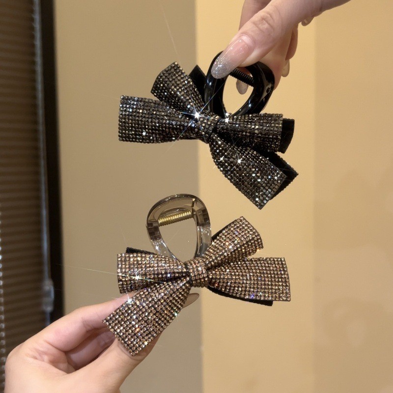 2025 Star Sparkling Rhinestone Bow Grip Clip
