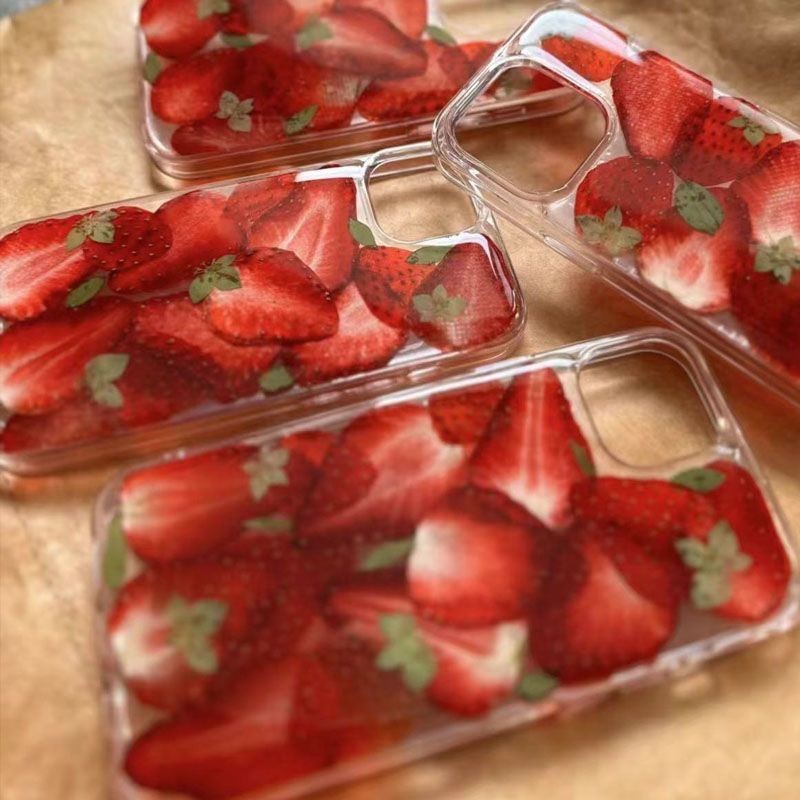 สินค้าใหม่ ins สตรอเบอร์รี่ Apple 15promax เคสโทรศัพท์ 14/13/12 Soft XR/XSMAX/7p/8P โปร่งใส 11 กันกระแทก