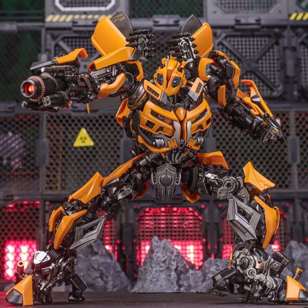 CE-04Bumblebee Film3Change3Movable Model of Immutable Alloy Finished Product