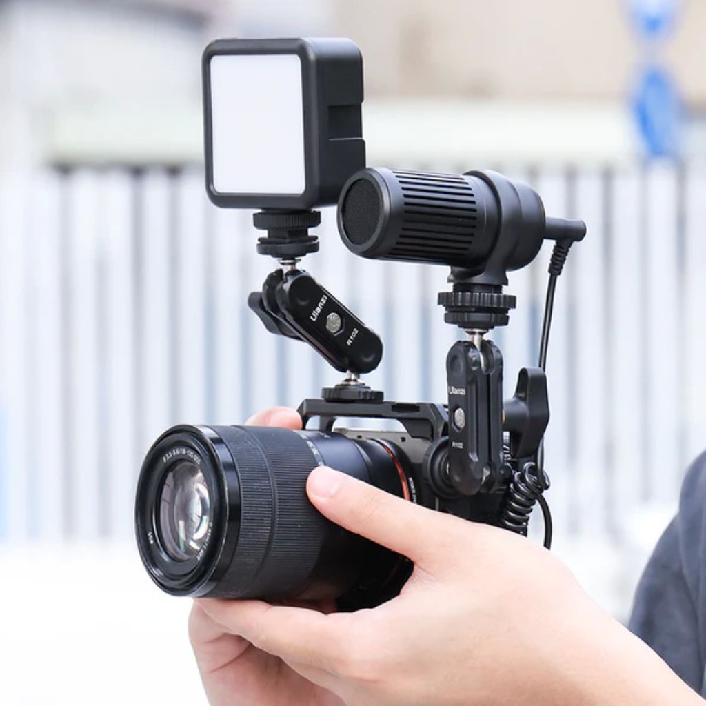 Ulanzi  R102 Double Head Clamp With 1/4 Screw ข้อต่อแบบดับเบิ้ลบอล ข้อต่อสำหรับใส่ไฟติดหัวกล้อง