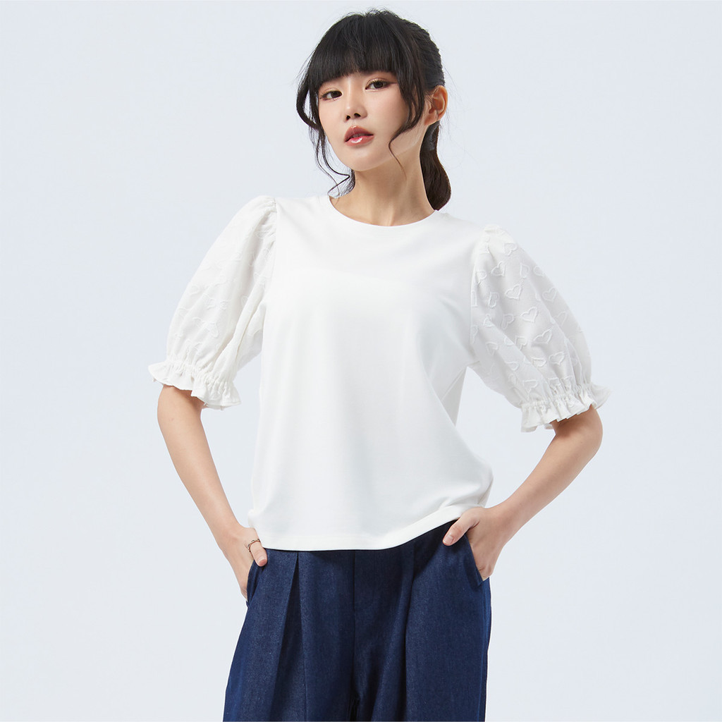EP เสื้อนิตผ้าเทกเจอร์ลายหัวใจ ผู้หญิง สีขาว | Heart Textured Knit Top | 00874