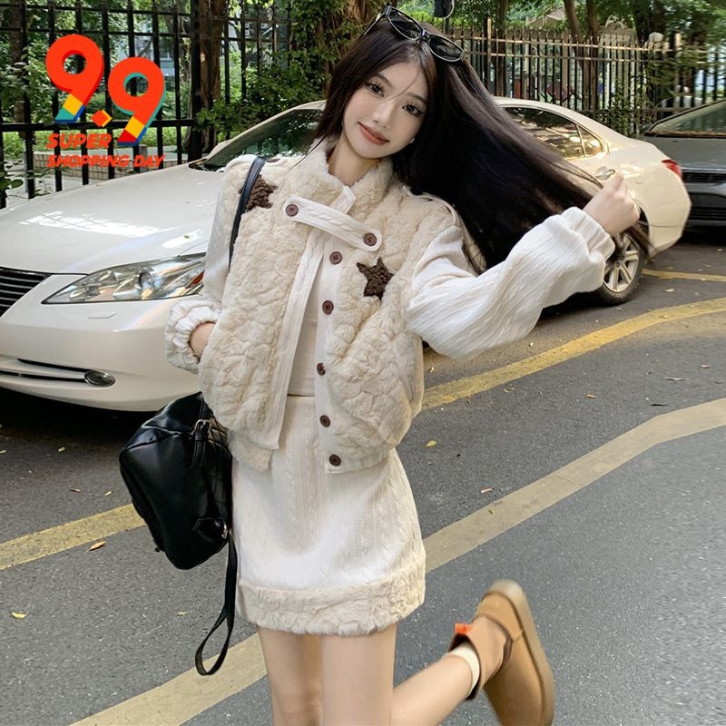 หวาน เท่ๆ กับชุดหนาๆ ดีไซน์เก๋ ๆ สําหรับสาวเสื้อโค้ท เอวเอ เอวสูงประจําฤดูใบไม้ร่วง กระโปรงสั้นเอวสูง A 2 ชุด 2 ชุด