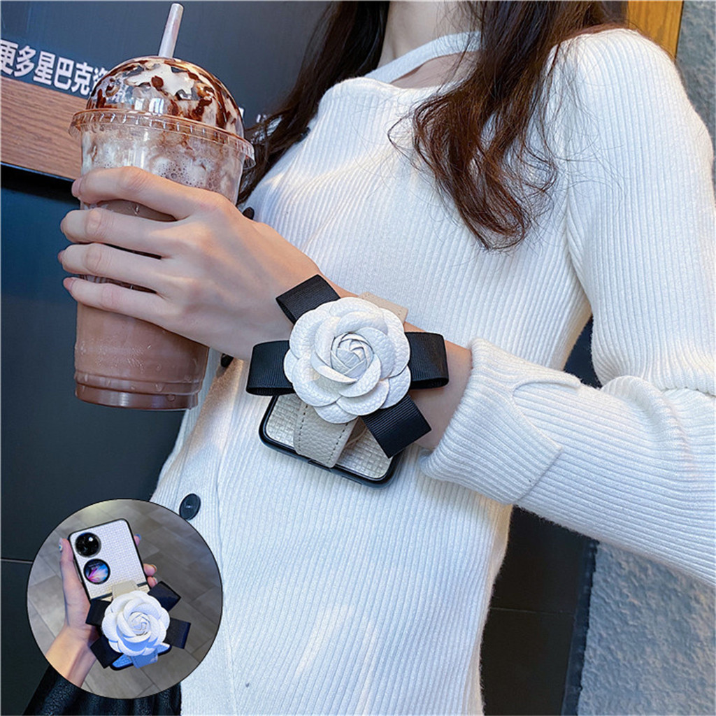 Luken หรูหราเกาหลี 3D Camellia สายรัดข้อมือผู้ถือรูปแบบทอสําหรับ Galaxy Z Flip 5 5G Z Flip5 Flip5 Zf