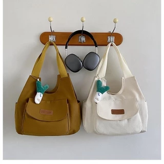 【พร้อมส่ง】Miss bag fashion กระเป๋าสะพายไหล่ จุของได้เยอะรุ่นฮิต สไตล์เกาหลี(ไม่มีจี้ห้อยกระเป๋า)