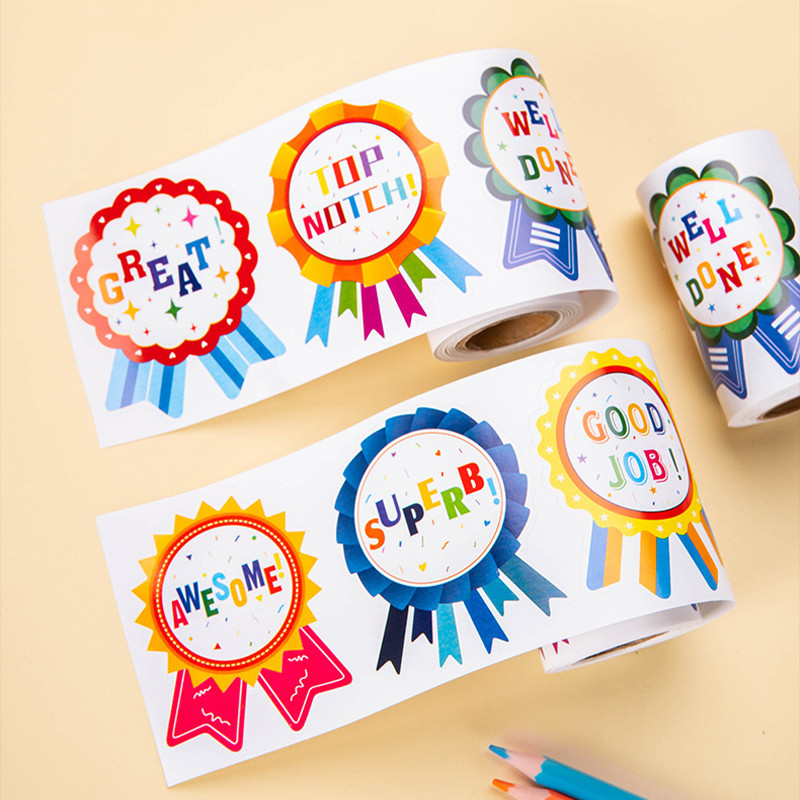 100 ชิ้น/ม้วนเด็กกาวรางวัลสติกเกอร์นักเรียนภาษาอังกฤษเหรียญสารภาพ ทซ TZ081