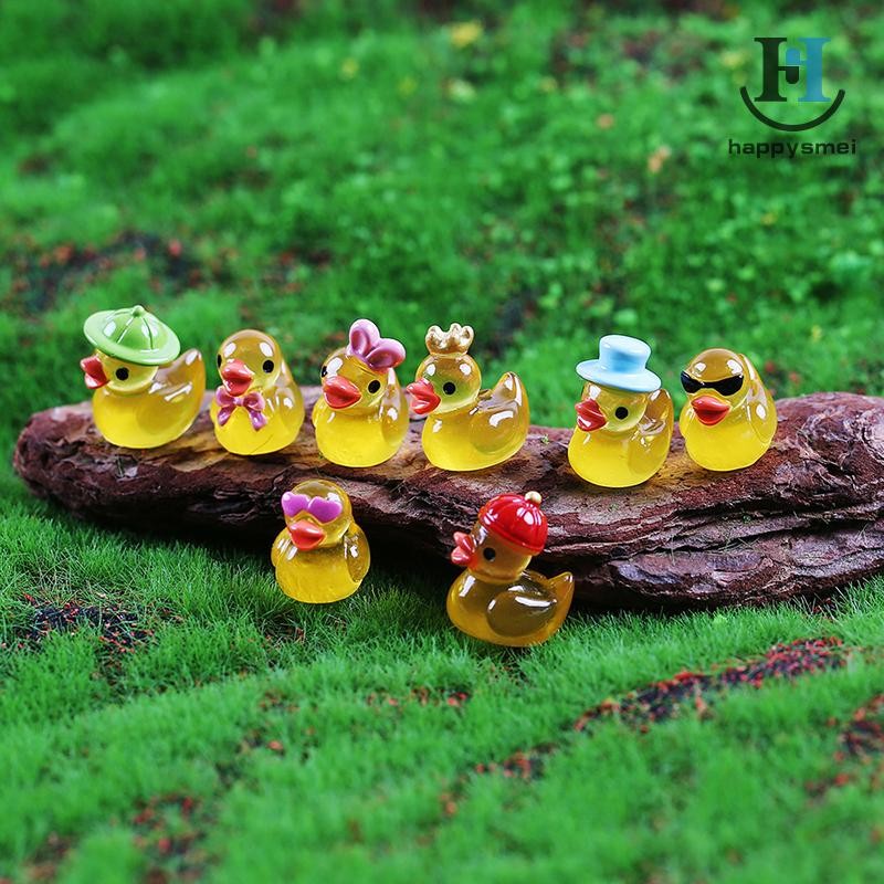[GA] 8pcs Luminous เรซิ่น Mini ลูกเป็ดสีเหลือง Miniatures บ้านตุ๊กตา Glow-in-the-Dark Ducks ตุ๊กตาสําหรับ DIY Aquarium Garden Decor [TH]