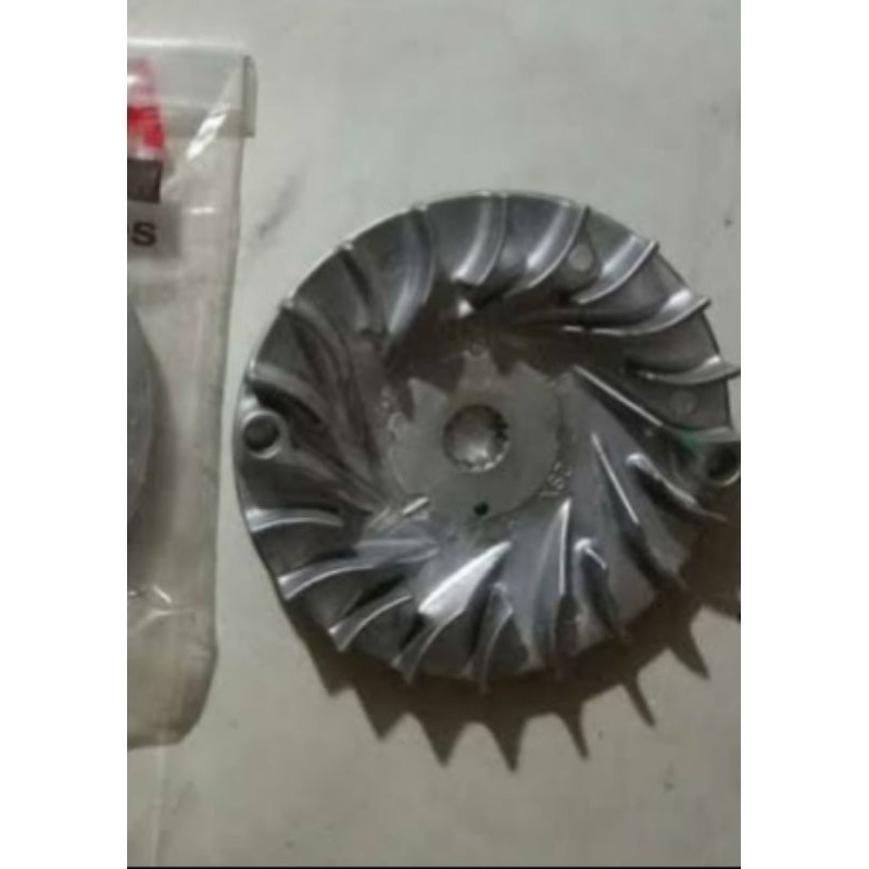 ROLLER HOUSE FAN FINO 125/2SX-E7611-10 อะไหล่แท้yamaha FAST