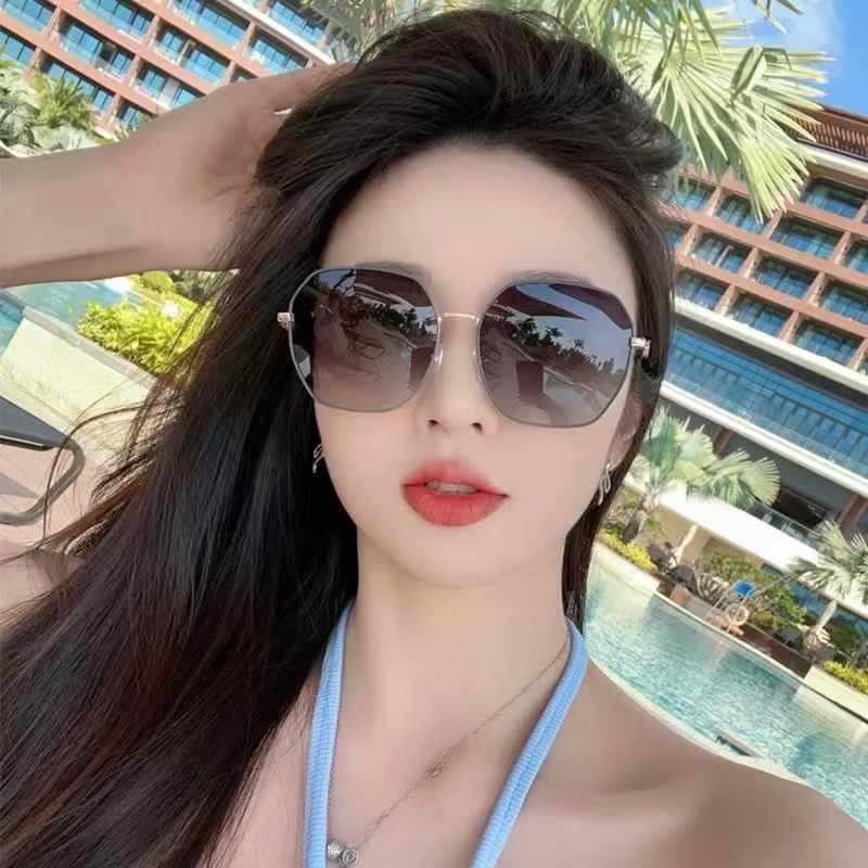แว่นตากันแดดผู้หญิง JZ801YJ แบบสายตาสั้น ป้องกันUV สไตล์หรูหรา