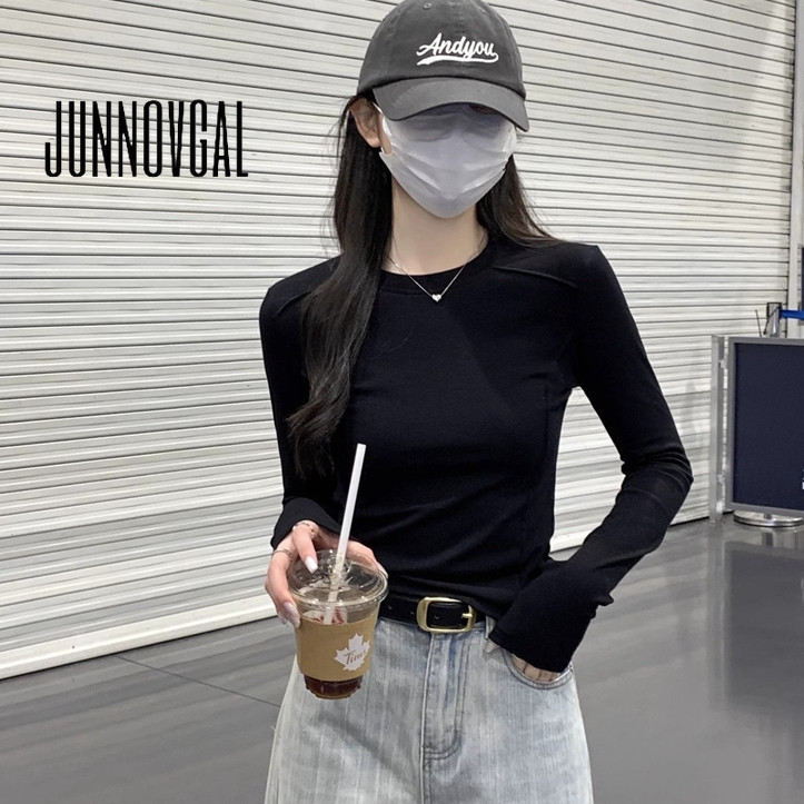 Junnovgal เสื้อยืดผู้หญิงสีทึบคอกลม 2024 ลําลองสไตล์ใหม่แขนยาว Slim Fit