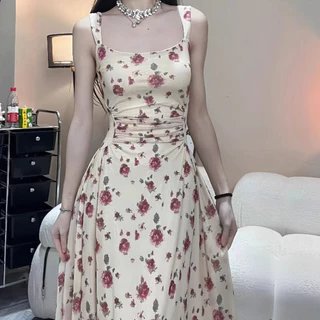 ชุดเดรสกระโปรงยาว ทรงสวยพรางหุ่น ดีไซน์เรียบหรูทันสมัย รุ่นใหม่ล่าสุด