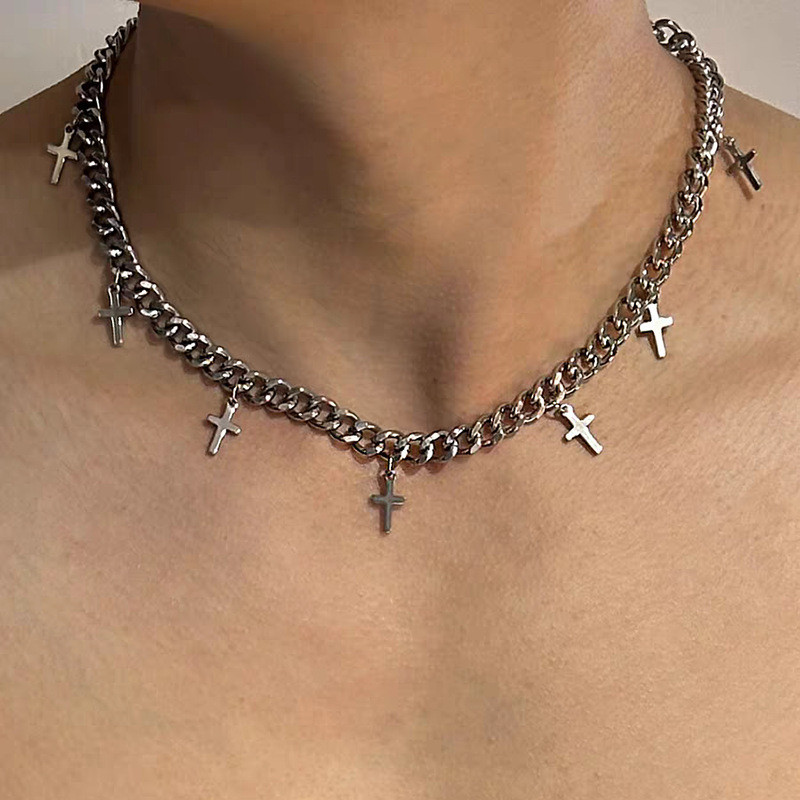 Gothic Punk พู่ Cross Rivet สร้อยคอสําหรับผู้ชายและผู้หญิง Goth Hip Hop Lightning Chokers สร้อยคอสําหรับชาย